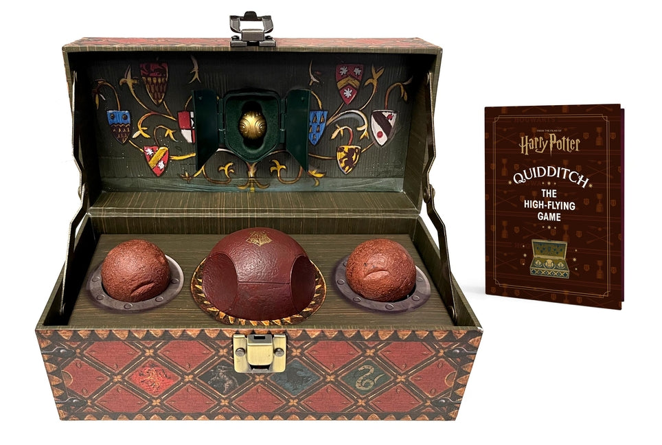Harry Potter Collectible Quidditch Set (Includes Removeable Golden Snitch!): Revised Edition Running Press Adult